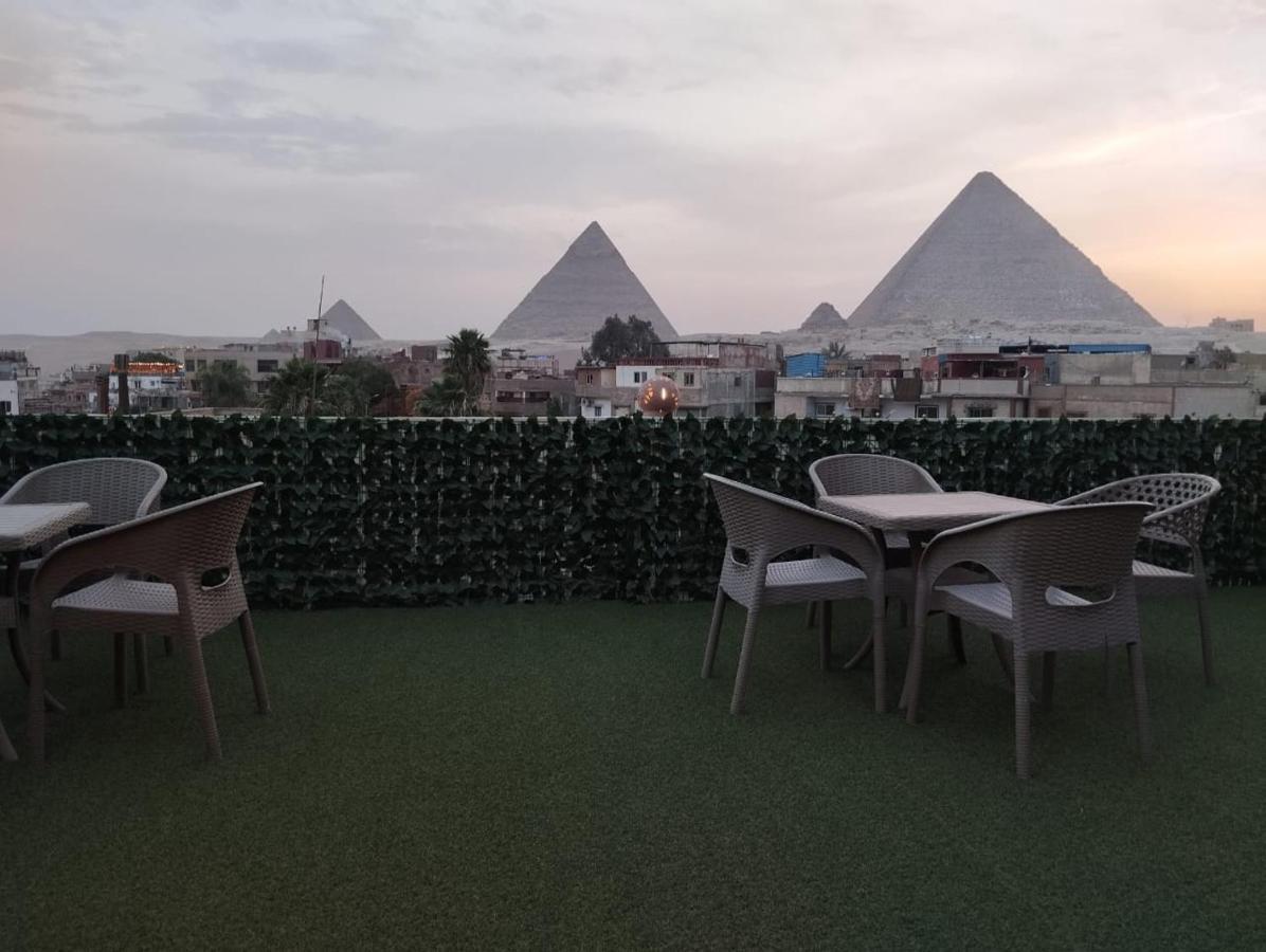 לינה וארוחת בוקר קהיר Three Golden Pyramids מראה חיצוני תמונה