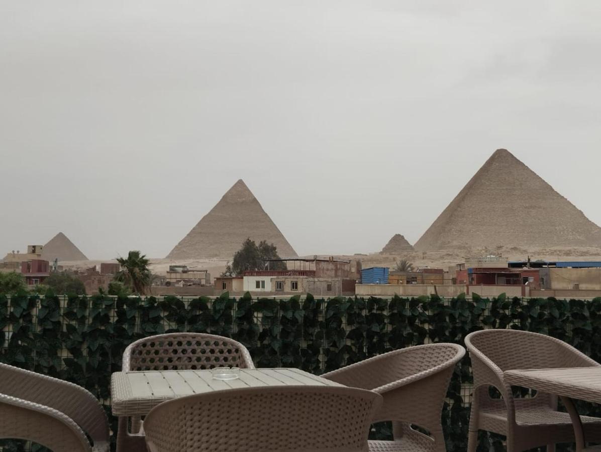 לינה וארוחת בוקר קהיר Three Golden Pyramids מראה חיצוני תמונה